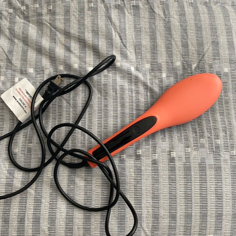 Straightener Brush